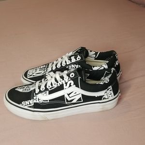 Vantage Vans off the wall 8.5 shoes